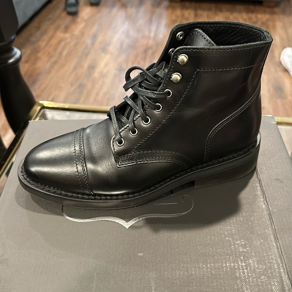 Men’s Thursday Boot Captain Balck Size 7 Wide